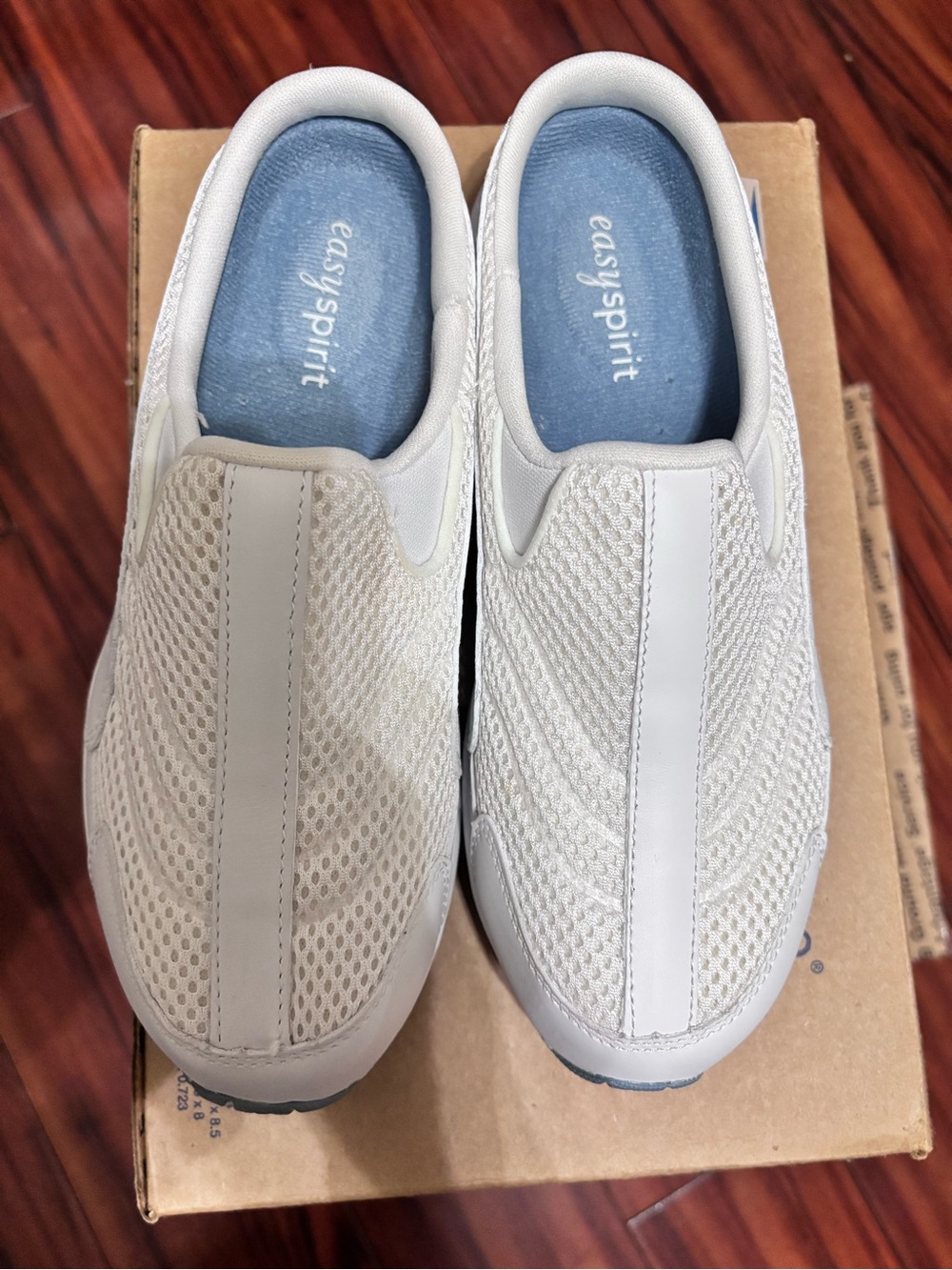 Easy Spirit Light White Slip-On Mesh Sneakers with Blue Insole